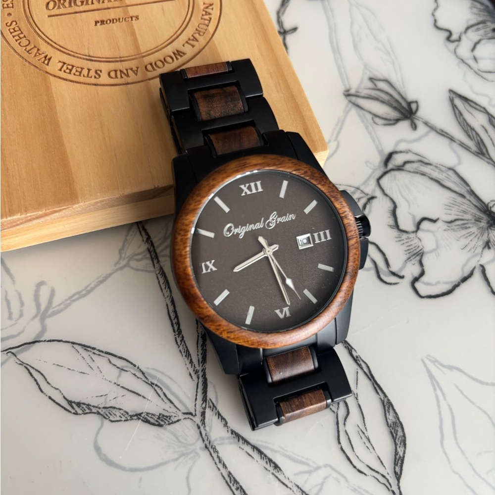 Original Grain Men's Wood & Black Metal Watch